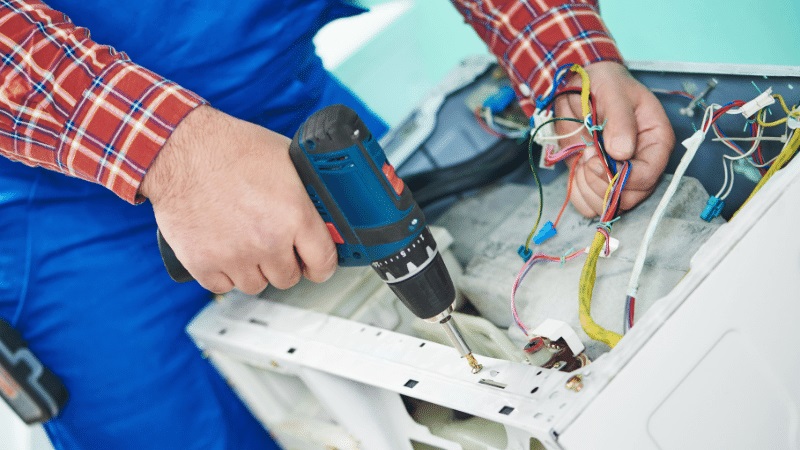 Şişli Siemens Siemens çamaşır makinesi kart tamiri – Su almama arızası orijinal parça ile giderildi. - Teknik servis örneği